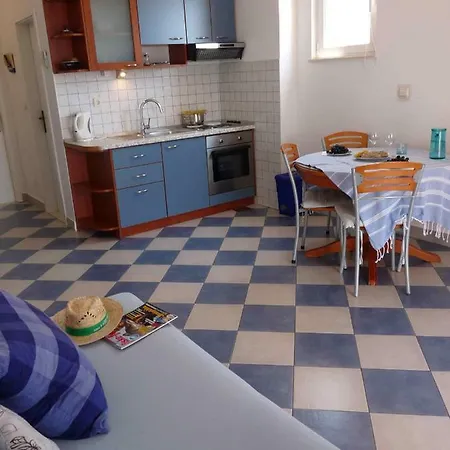 Apartmani Sani Bol Exterior photo