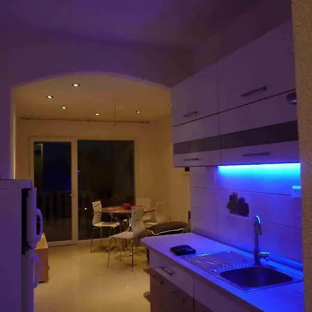 Apartmani Sani Bol Exterior photo