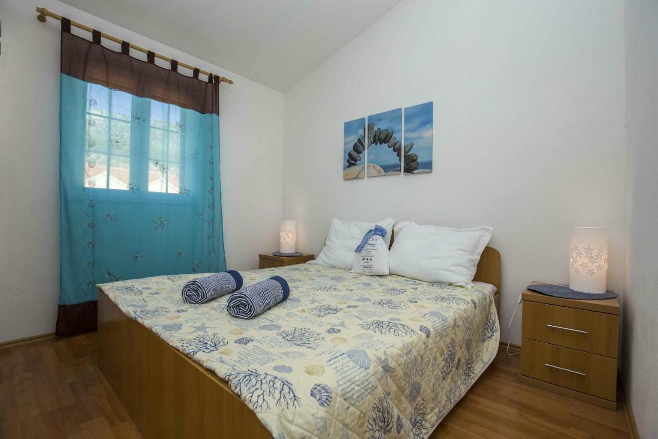 Apartment Sani Bol