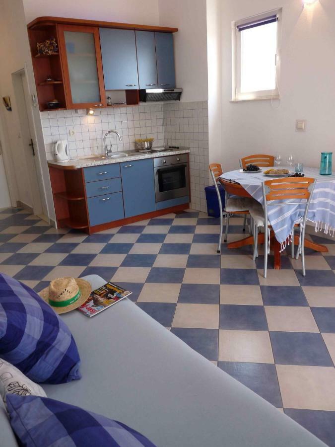 Apartment Sani Bol
