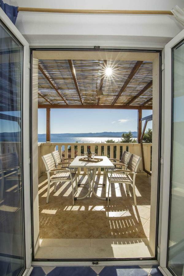 Sani Apartment *