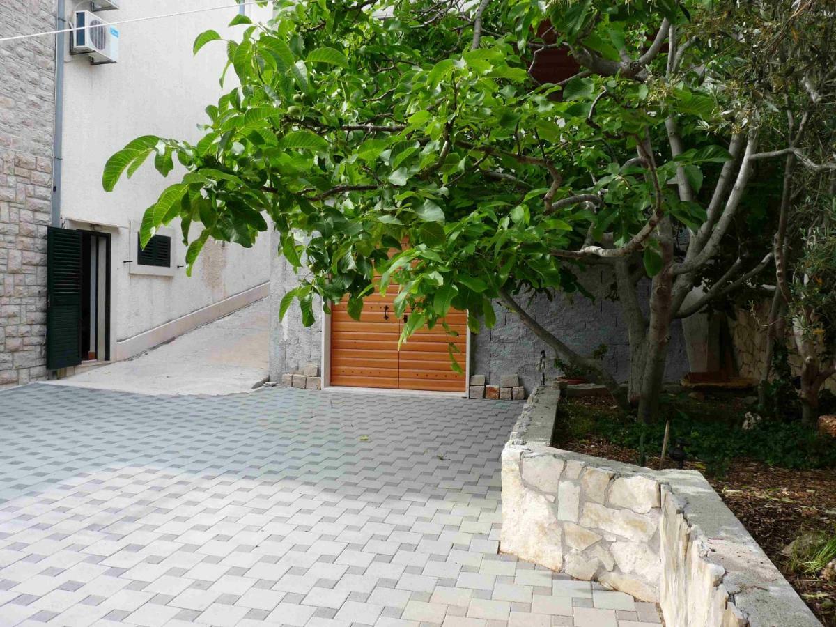 Apartment Sani *